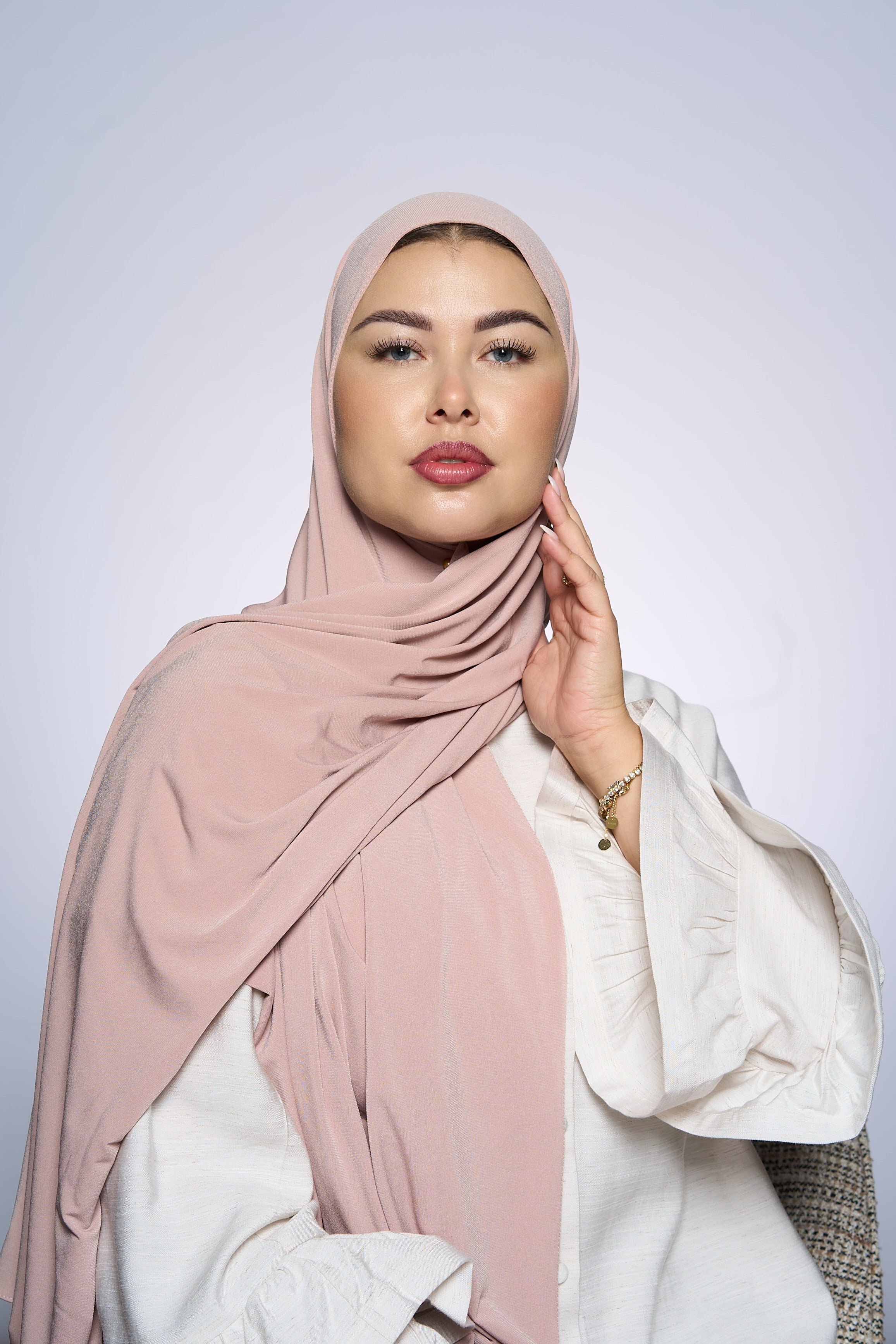 Premium Jersey Hijab Fin - Medium Tanny