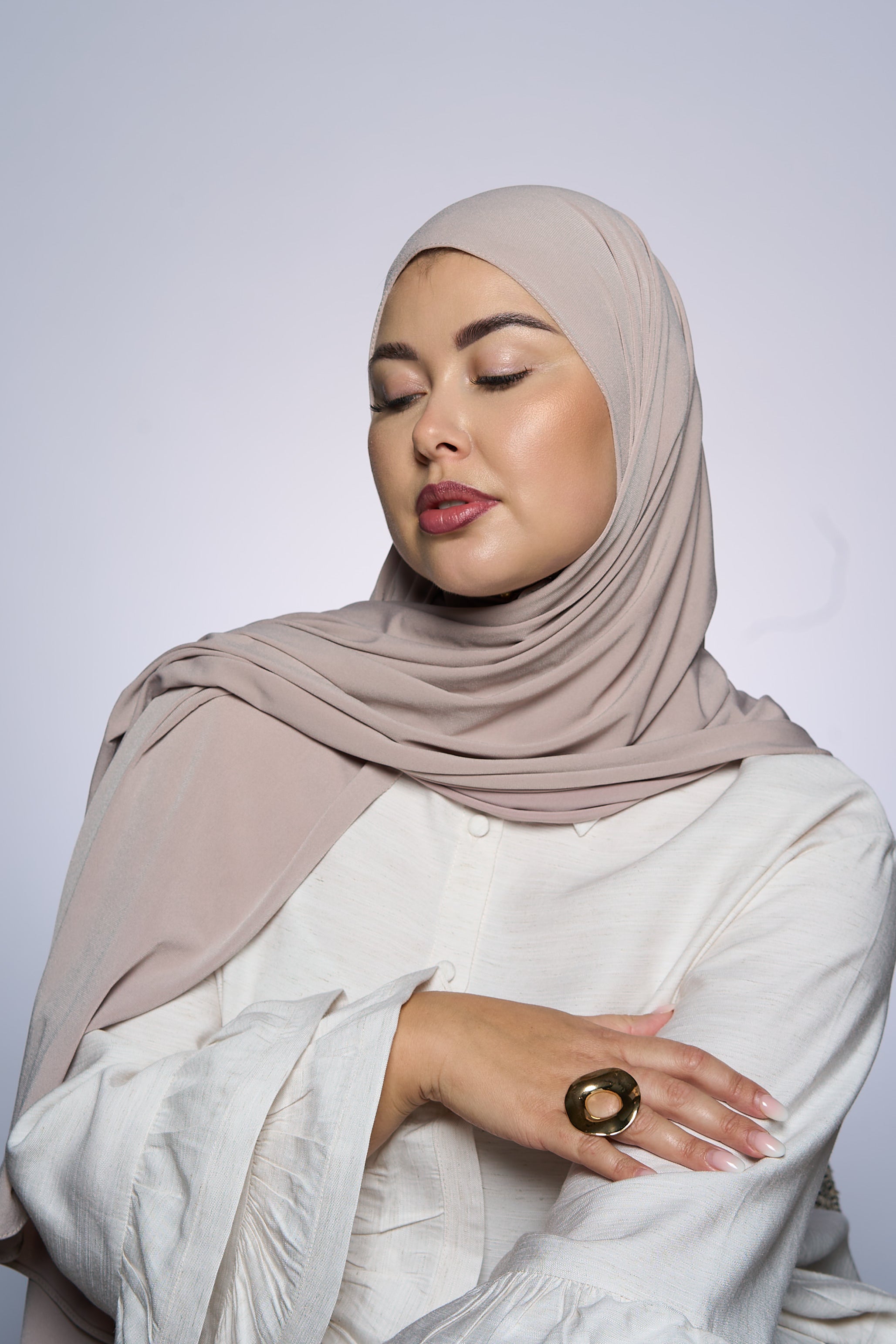 Premium Jersey Hijab Fin - Light Peach