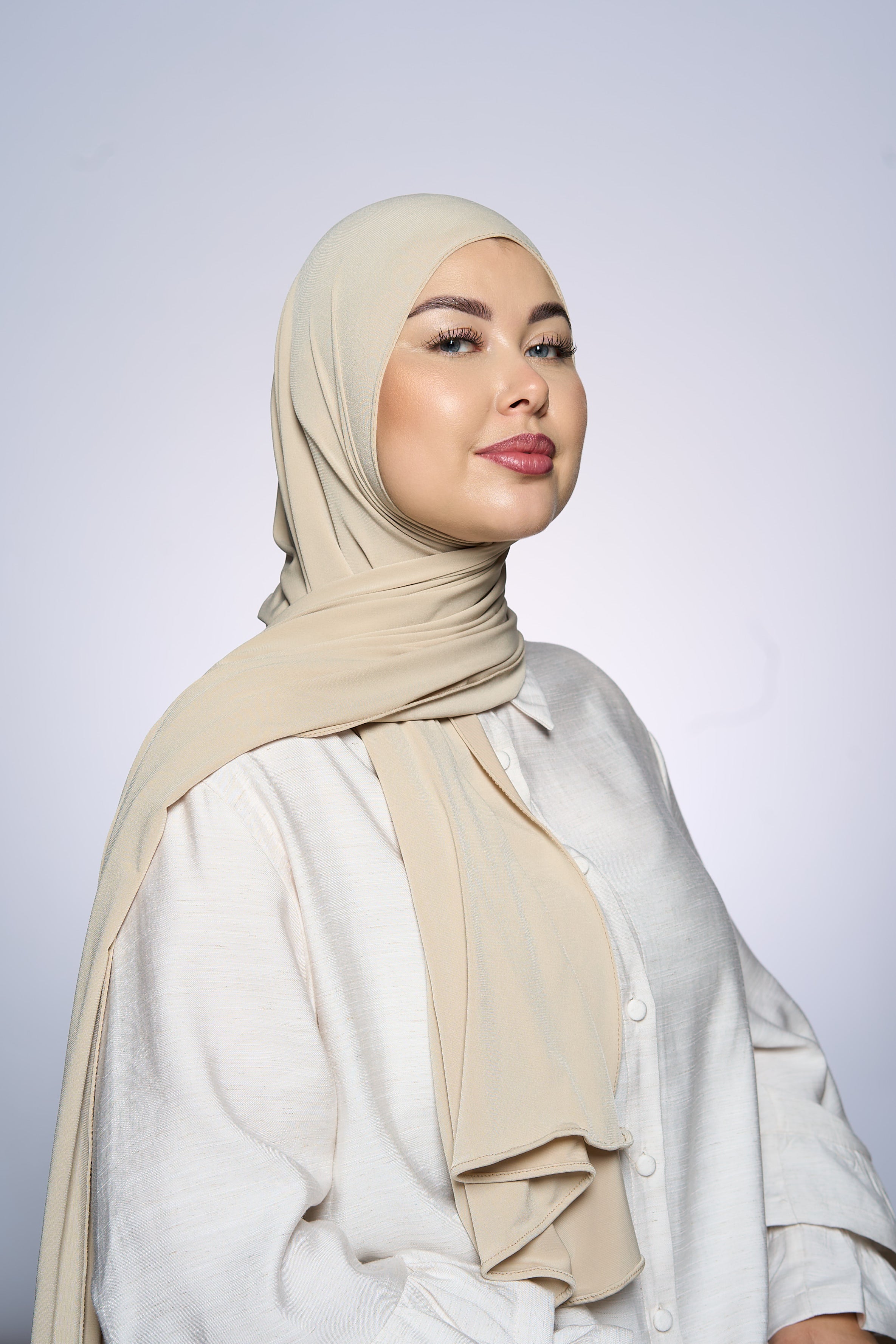 Premium Jersey Hijab Fin -  Almond