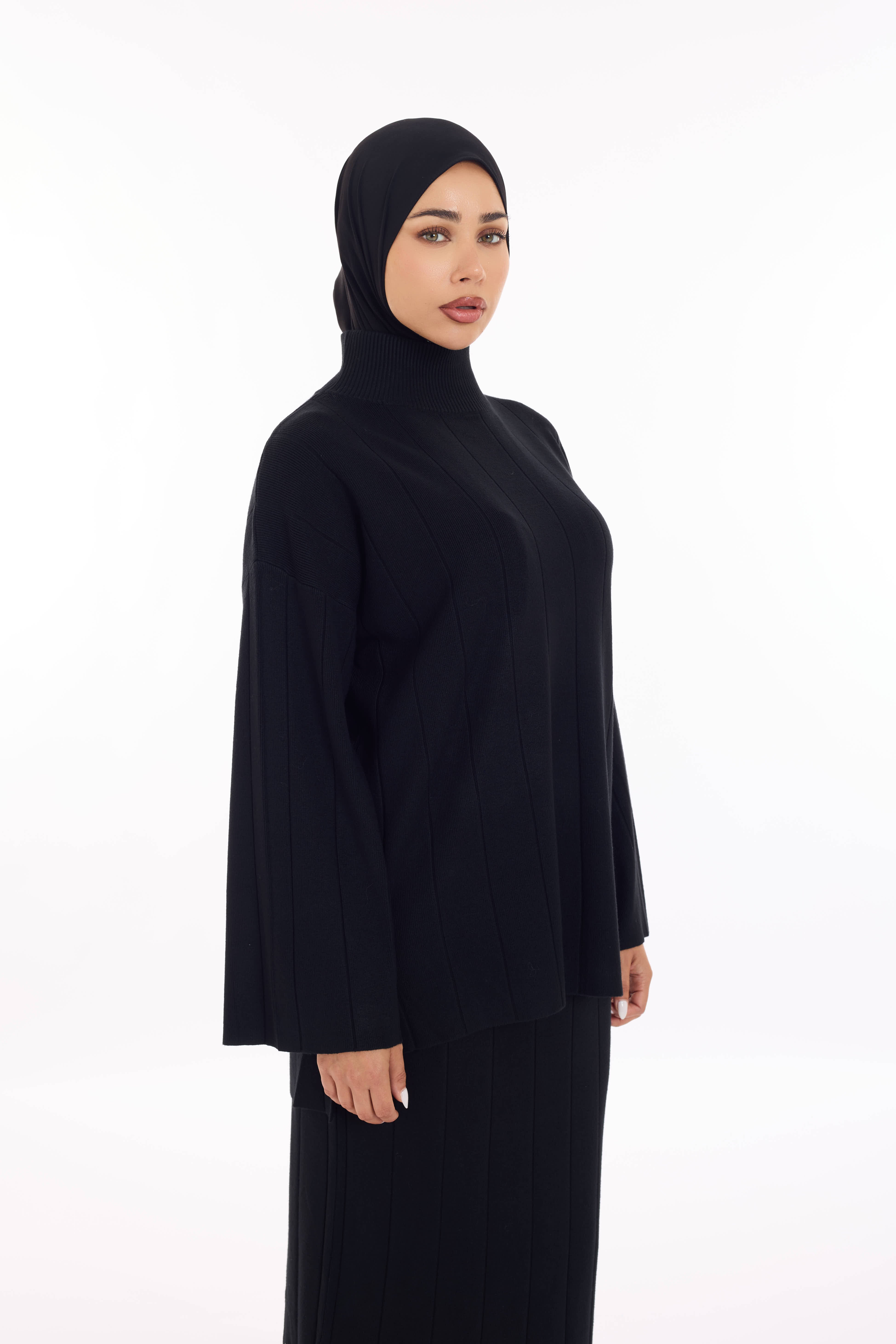 Set Maud Black